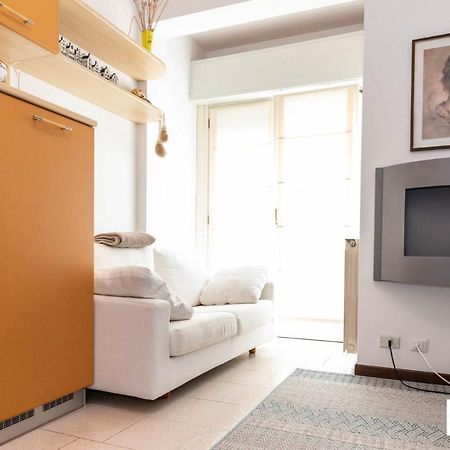 Casa Liviya - Appartamento Con Vista Lago Madonna Del Sasso Esterno foto