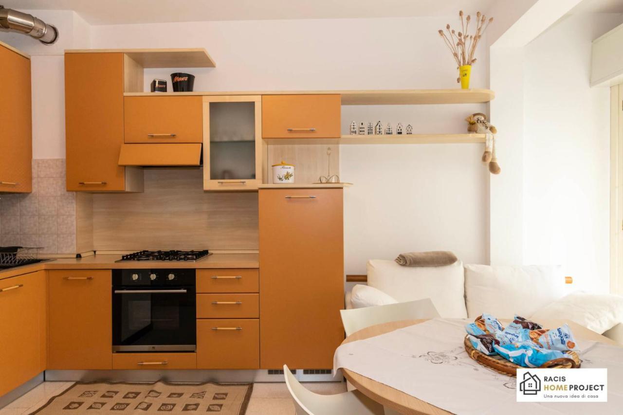 Casa Liviya - Appartamento Con Vista Lago Madonna Del Sasso Esterno foto