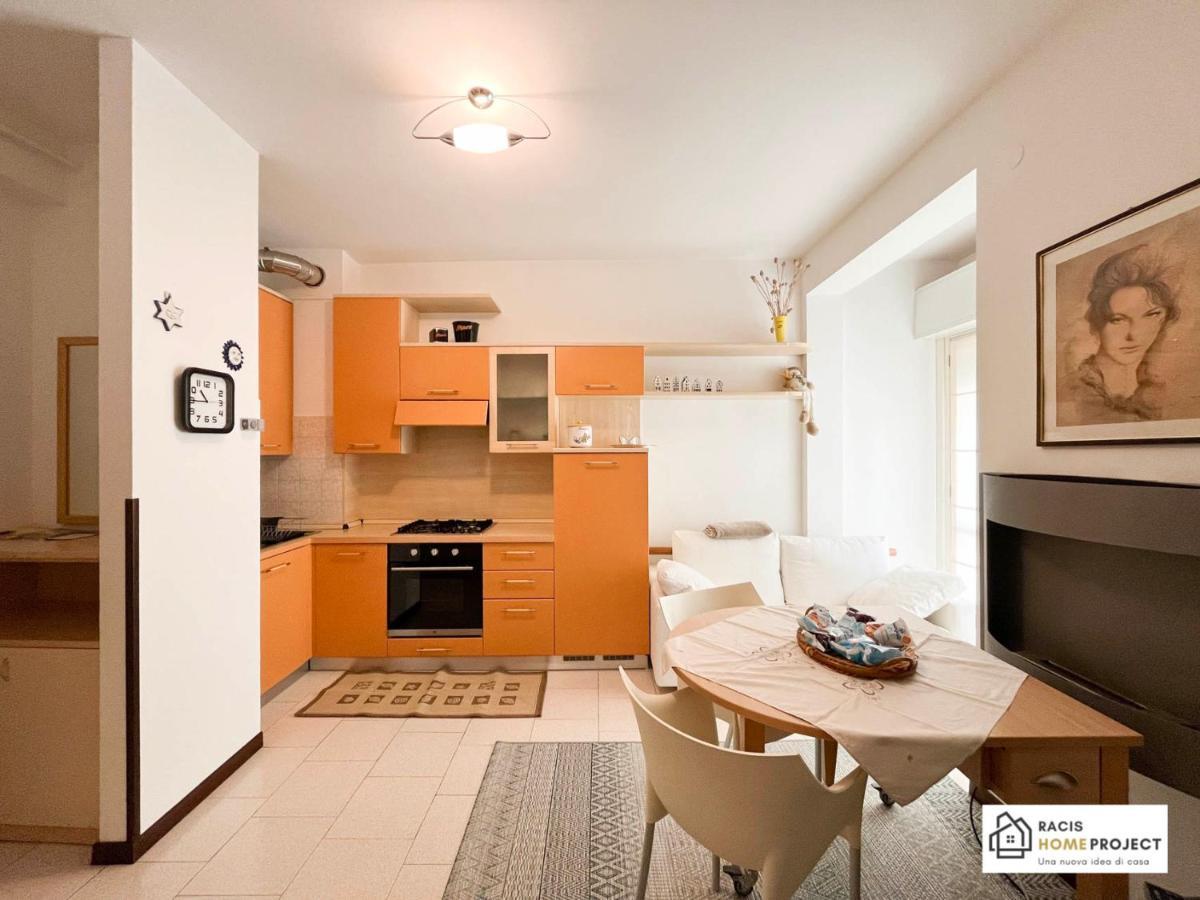 Casa Liviya - Appartamento Con Vista Lago Madonna Del Sasso Esterno foto